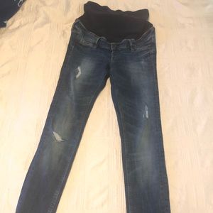 Mama maternity jeans. Over the belly.